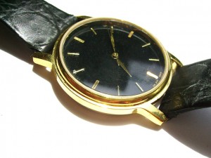 black watch, to demonstrate arriving on time for interview